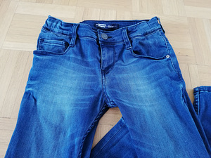 Levi Strauss teksad tüdrukule, 140 cm (1 foto / 2)