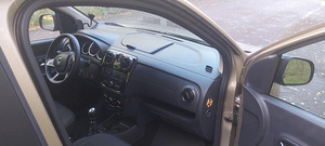 Dacia Lodgi 2020 (8 foto / 15)