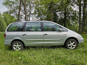 Ford Galaxy (4 foto / 15)