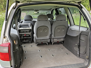 Ford Galaxy (7 foto / 15)