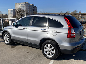 Honda CR-V 2.0 110 kW bensiin 2007 a (5 foto / 12)