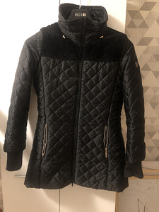 Женская куртка/пальто Emporio Armani XS
