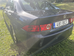 Honda Accord 2.2 103kW (2 foto / 6)