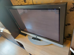 42 tolli plasma TV (1 foto / 3)
