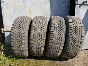 Jeep Grand Cherokee WK (8 foto / 8)