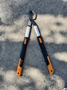 Кусторез Fiskars (1 фото из 1)