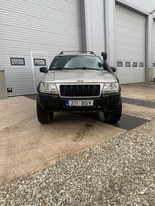 Jeep Grand Cherokee 4.0 R6 140kw (2 foto / 8)