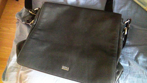 Hugo Boss (1 фото из 2)