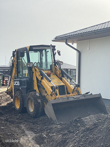Требуется оператор на трактор JCB 1CX . (6 фото из 9)