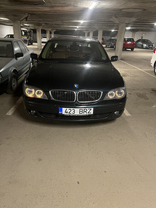 BMW 730d Long 2007 (1 foto / 12)
