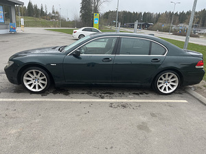 BMW 730d Long 2007 (3 foto / 12)