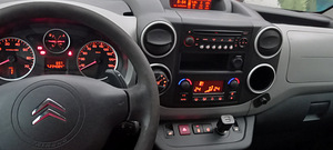 Citroen Berlingo 2012 (6 фото из 6)