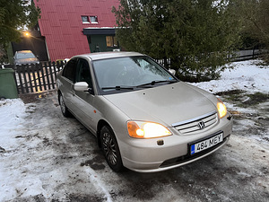 Honda civic (9 foto / 15)