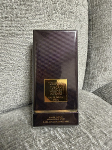 Tom Ford Tuscan leather intense 100ml (1 foto / 2)