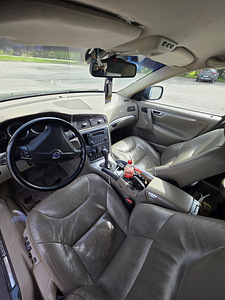 Volvo xc70 2.4 136kw 2006 (4 foto / 11)