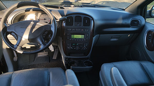 CHRYSLER GRAND VOYAGER, 128 kW, 2003 4WD (12 foto / 14)