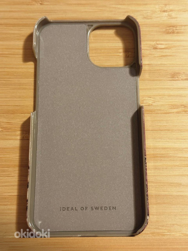 Новый чехол для iPhone 14 ideal of sweden (фото #2)