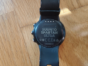 Suunto Spartan Ultra (2 foto / 3)