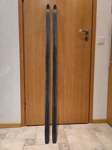 Suusakomplekt lastele (2 foto / 4)