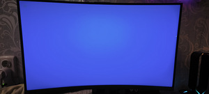Samsung C27RG5 27" изогнутый игровой монитор 240Hz (8 фото из 9)
