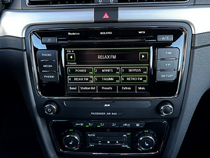 Skoda Superb 1.8 118kW (10 foto / 15)