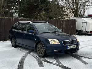 Toyota Avensis 1.8 95kW (3 foto / 12)