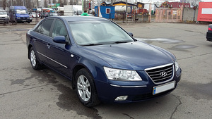 Hyundai Sonata (8 фото з 10)