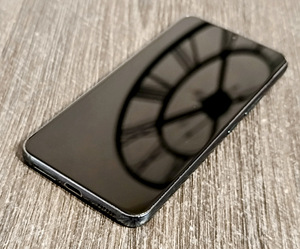 Samsung Galaxy S22 128/8GB 5G Green (2 foto / 4)
