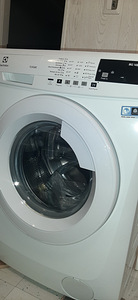 Pesumasin Electrolux EWF1484BW (3 foto / 3)