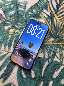 iPhone 16 Pro Max 256GB (1 foto / 2)