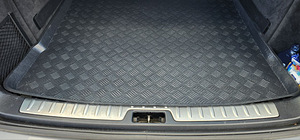 BMW X6 pagasiruumi vaip (2 foto / 6)