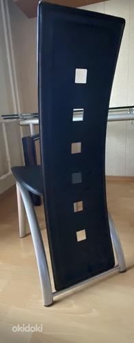 Стеклянный раскладной стол и стулья (фото #2)