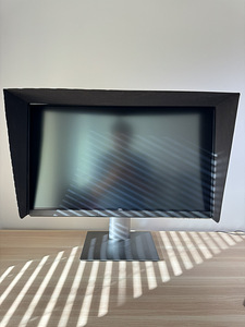 Monitor Dell UP2720Q IPS 4K 27'' kalibraatoriga + karp (4 foto / 10)