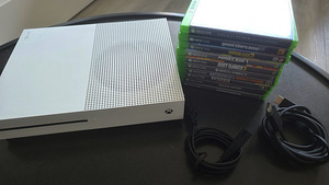 Xbox One S 500GB + mängud (1 foto / 2)