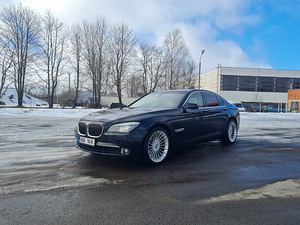 BMW F01 730d 180kw (1 foto / 5)