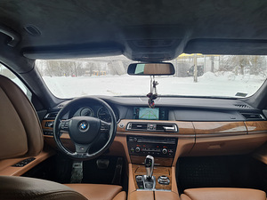 BMW F01 730d 180kw ///M pack Led adaptive (5 foto / 6)