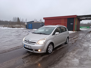 Toyota corolla verso (1 foto / 5)