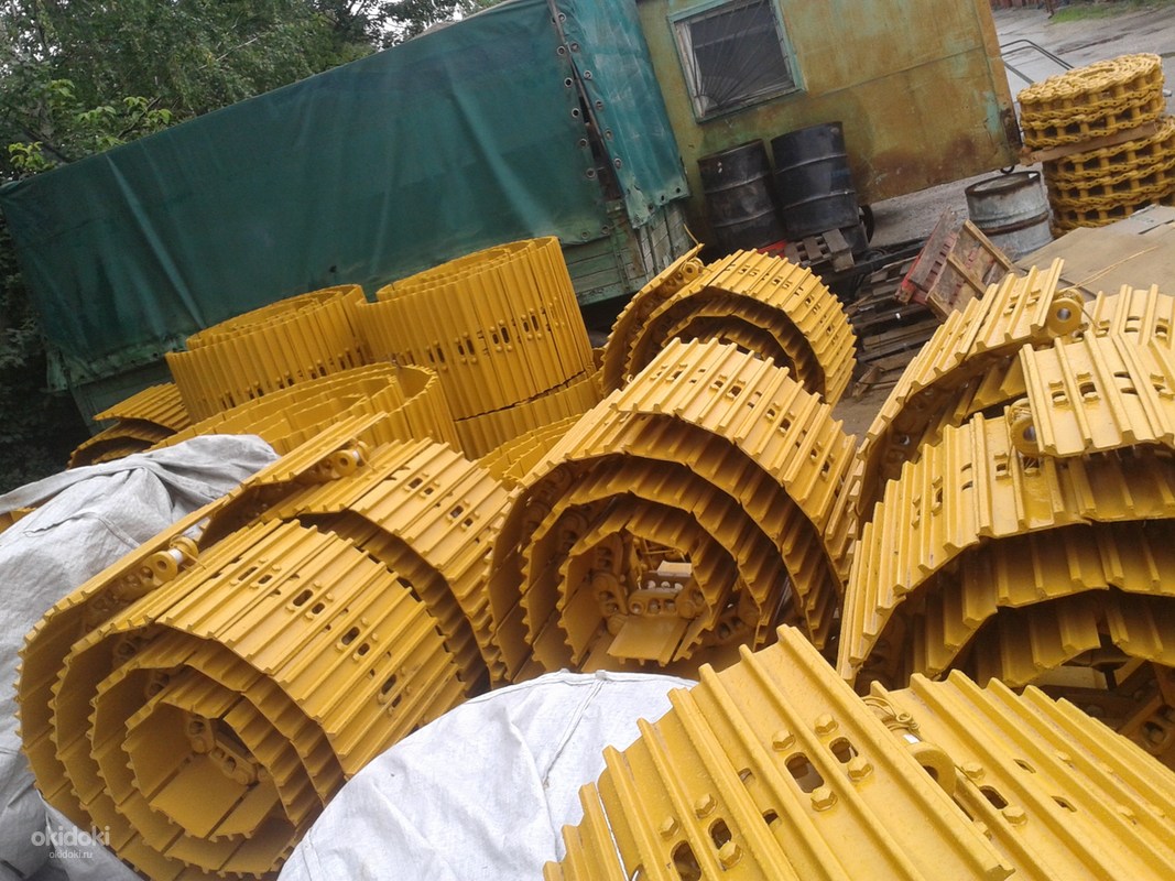 гусеница в сборе [17m-32-02440]. лента гусеничная 49 зв, 600мм. гусеница для бурана 380 мм. гусеница для снегохода тайга 500. гусеница композит тайга 500.