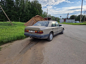 1986 Mercedes-Benz W124 300d manuaal TÜ 11.2024 (3 foto / 11)