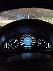 2002 Mercedes E270 w211 130kw (12 foto / 12)