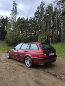 BMW E46 320D 2001 (3 foto / 8)