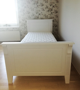Männipuidust voodiraam sarjast Monaco 90 cm x 200 cm (2 foto / 2)