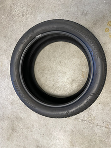 275/40/20 Bridgestone Alenza 001 (4 foto / 8)