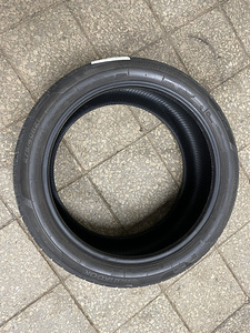 Шина Hankook Ventus S1 evo SUV (2 фото из 8)