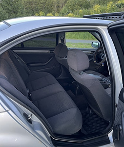 E46 318i 87kw (3 foto / 5)