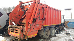 Мусоровоз КО-427-42 на шасси МАЗ-6303АЗ год выпуска 2