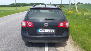 Volkswagen Passat 2.0 103kW (3 фото из 11)