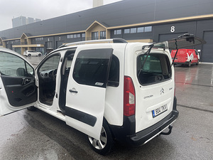 Citroen Berlingo Multispace XTR (9 фото из 14)