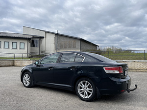 Toyota Avensis 2010 1.8 bensiin (3 foto / 15)