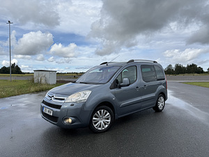 Citroen Berlingo 1.6D Regtasu makstud (1 foto / 13)